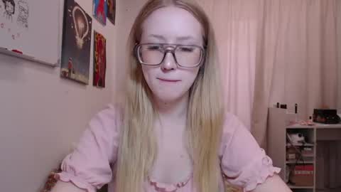 Snapshot of joan_kiss chatting on 08/02/26, 02:48 joan_kiss online show from 08/02/26, 02:48