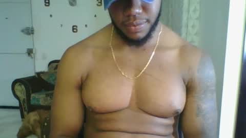 JOAN SAENZ online show from 12/05/25, 02:53