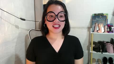 Joana online show from 02/05/25, 01:04