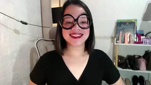 Joana online show from 02/11/25, 07:48