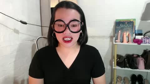 Joana online show from 02/12/25, 01:52