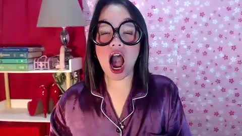 Joana online show from 10/23/25, 07:56