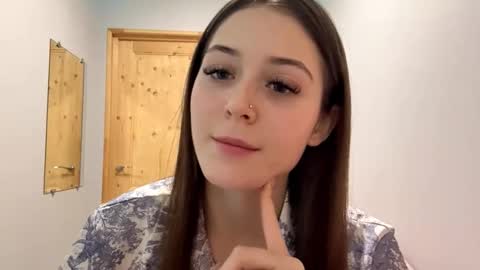 Adel online show from 01/08/26, 07:16