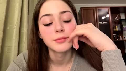 Adel online show from 03/18/26, 07:39