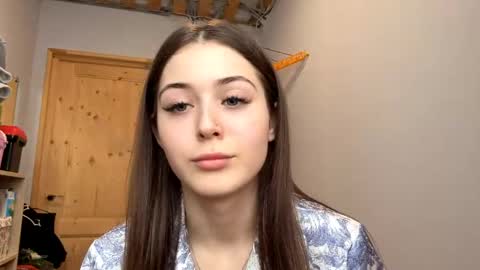 Adel online show from 04/18/26, 09:13