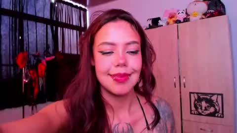 Joan online show from 01/18/26, 05:17