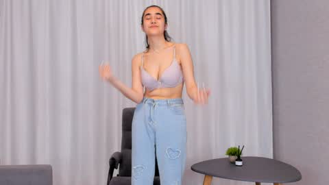 Mia online show from 12/15/24, 07:21