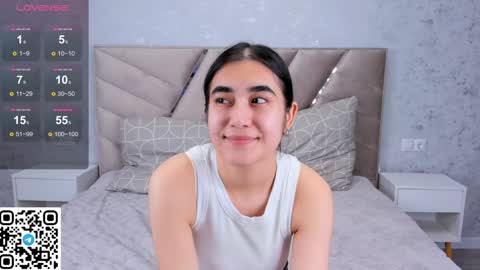 Mia online show from 12/20/24, 01:43