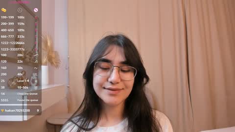 Mia online show from 01/17/25, 12:21