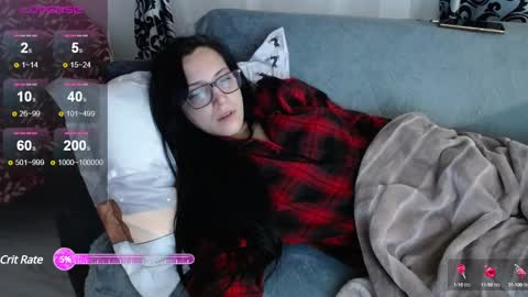 Snapshot of joanna_cw chatting on 01/04/25, 08:59 Jo online show from 01/04/25, 08:59