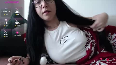 Snapshot of joanna_cw chatting on 02/21/25, 07:12 Jo online show from 02/21/25, 07:12