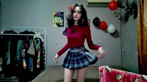 Joannatompson online show from 11/30/25, 10:14