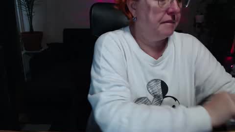 Joanna and Greg online show from 10/17/25, 08:17