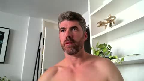 Snapshot of joaquinix123 chatting on 10/03/25, 03:53 joaquinix123 online show from 10/03/25, 03:53