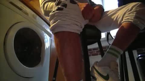 Snapshot of jobbeduval chatting on 01/26/25, 02:41 GUILLAUME feet and socks online show from 01/26/25, 02:41