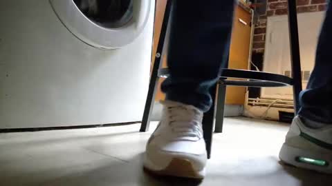 Snapshot of jobbeduval chatting on 02/22/25, 10:51 GUILLAUME feet and socks online show from 02/22/25, 10:51