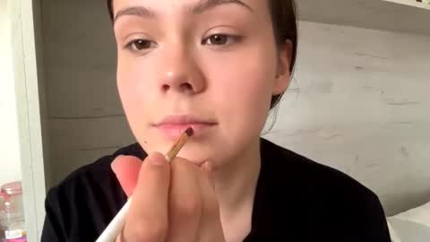 Mila online show from 03/26/26, 09:48