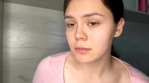 Mila online show from 05/11/26, 10:43