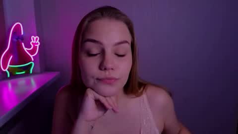 Jodie 3 returning TODAY online show from 11/26/25, 09:16