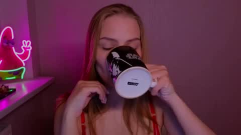 Jodie 3 returning TODAY online show from 05/08/26, 07:19