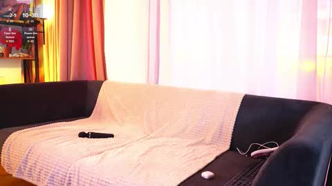 Nicole online show from 01/11/26, 04:28