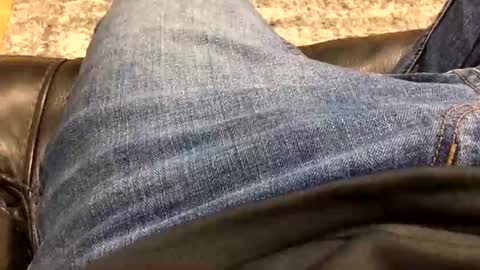 Snapshot of joe460538 chatting on 11/11/25, 04:34 joe460538 online show from 11/11/25, 04:34