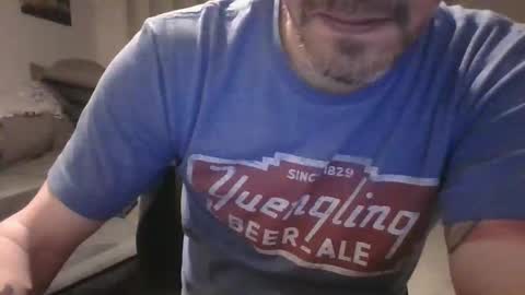 Snapshot of joe5star chatting on 11/17/25, 06:41 joe5star online show from 11/17/25, 06:41