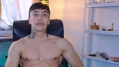joeh_jonas online show from 10/13/25, 04:51