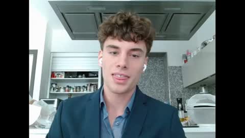 Snapshot of joel_friendly chatting on 03/04/26, 08:09 JOEL online show from 03/04/26, 08:09