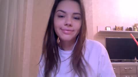 Jennifer online show from 12/03/25, 05:11