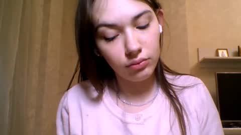 Jennifer online show from 03/13/26, 06:47