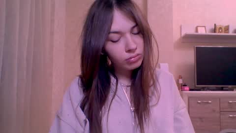 Jennifer online show from 03/28/26, 05:56