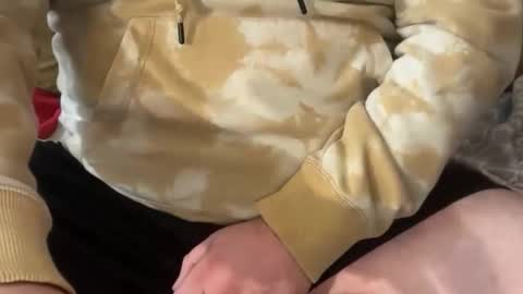 joemoehn312 online show from 10/28/25, 04:42