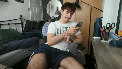 Snapshot of joeosulli2024 chatting on 06/08/26, 05:35 JoeOsulli online show from 06/08/26, 05:35