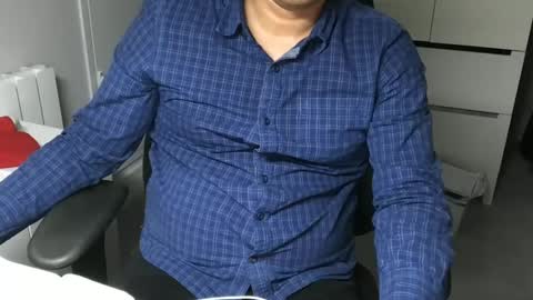 joeshades21 online show from 01/15/25, 07:23