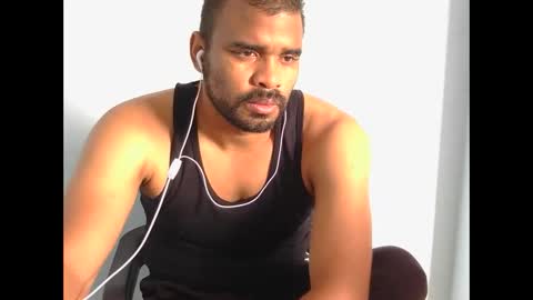 johan2222222222 online show from 11/27/25, 01:57