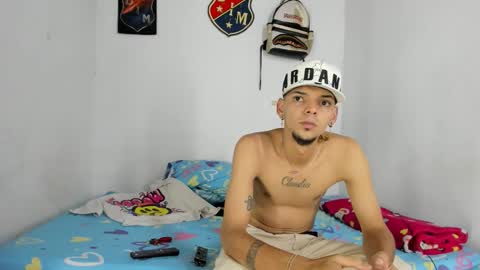 johan_and_antonella online show from 12/20/25, 06:48