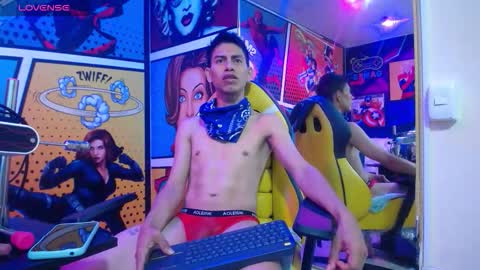 Snapshot of johan_kitten chatting on 10/04/25, 12:36 johan online show from 10/04/25, 12:36