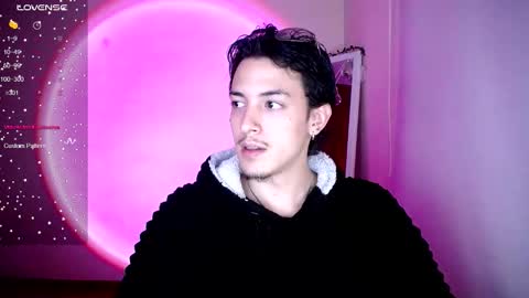 johan_parker222 online show from 02/13/26, 06:09