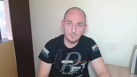 Johan online show from 02/02/26, 12:48