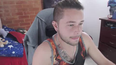 Snapshot of johanleonsweetboy chatting on 02/10/26, 07:18 JOHAN independient model online show from 02/10/26, 07:18