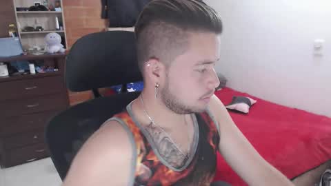 Snapshot of johanleonsweetboy chatting on 02/17/26, 04:13 JOHAN independient model online show from 02/17/26, 04:13