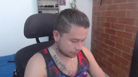 JOHAN independient model online show from 06/12/26, 07:02