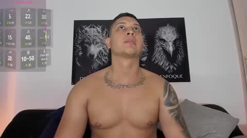 Snapshot of johansmith__ chatting on 09/11/25, 01:06 Johan Smith online show from 09/11/25, 01:06