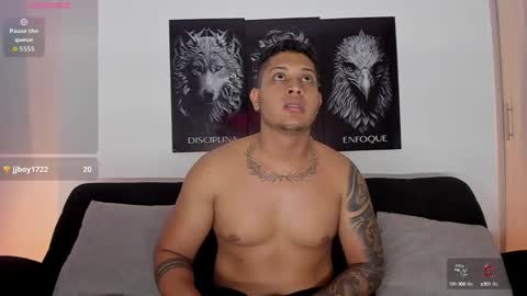 Snapshot of johansmith__ chatting on 10/02/25, 02:18 Johan Smith online show from 10/02/25, 02:18