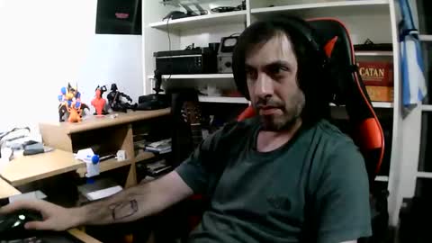 john online show from 11/02/25, 06:27