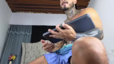 John  online show from 02/06/25, 05:51