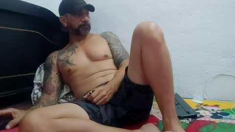 Snapshot of john_balthor chatting on 12/22/24, 10:15   online show from 12/22/24, 10:15