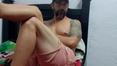 Snapshot of john_balthor chatting on 02/05/25, 11:17   online show from 02/05/25, 11:17