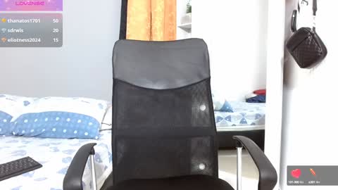 john_ssnow29 online show from 12/06/24, 09:13